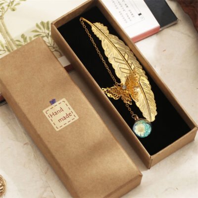 Master Work Animal-patterned Box Plumage