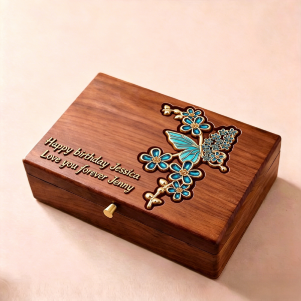 Legendary Work Traditional Chinese handicrafts-patterned Box