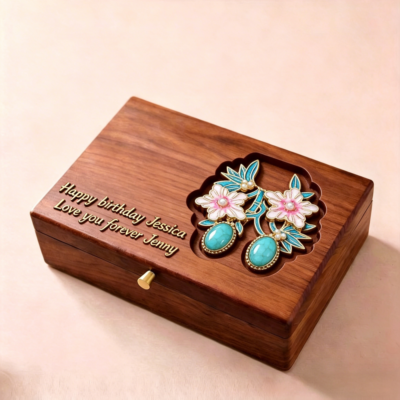 Legendary Work Traditional Chinese handicrafts-patterned Box