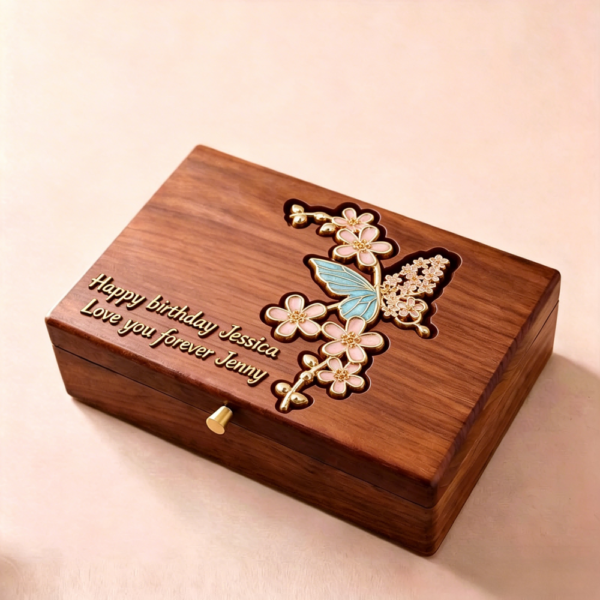 Legendary Work Traditional Chinese handicrafts-patterned Box