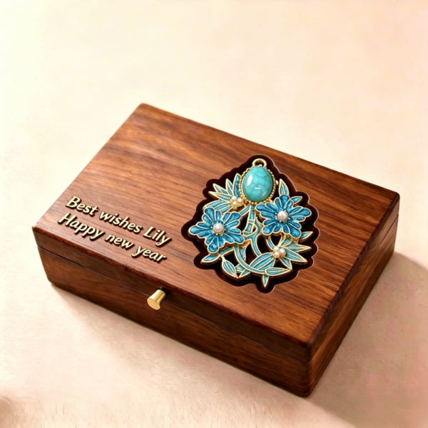 Legendary Work Traditional Chinese handicrafts-patterned Box